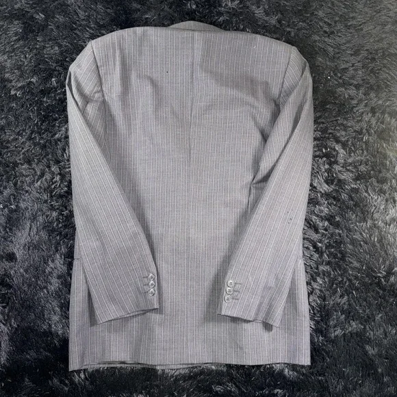 Ungaro Uomo Blazer Mens 44L Gray Pinstripe Wool Double Breasted Made Italy - Picture 11 of 13